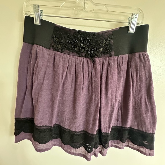 Stoosh Plum Skirt with Black Accents - Picture 1 of 3